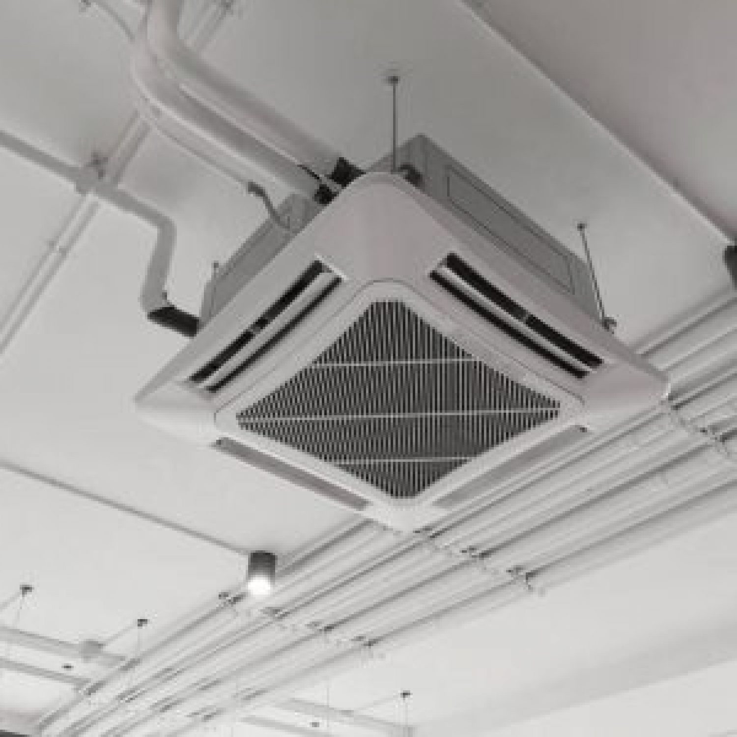 ceiling-mounted-cassette-type-air-conditioner-in-b-2024-10-18-13-02-59-utc-qz0odb6l2e701idku5jpr299dxxh0ya823uwe4j8oo