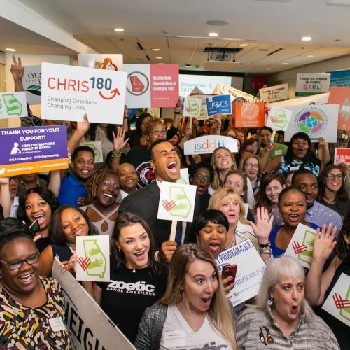 pexels-givingtuesday-9826015